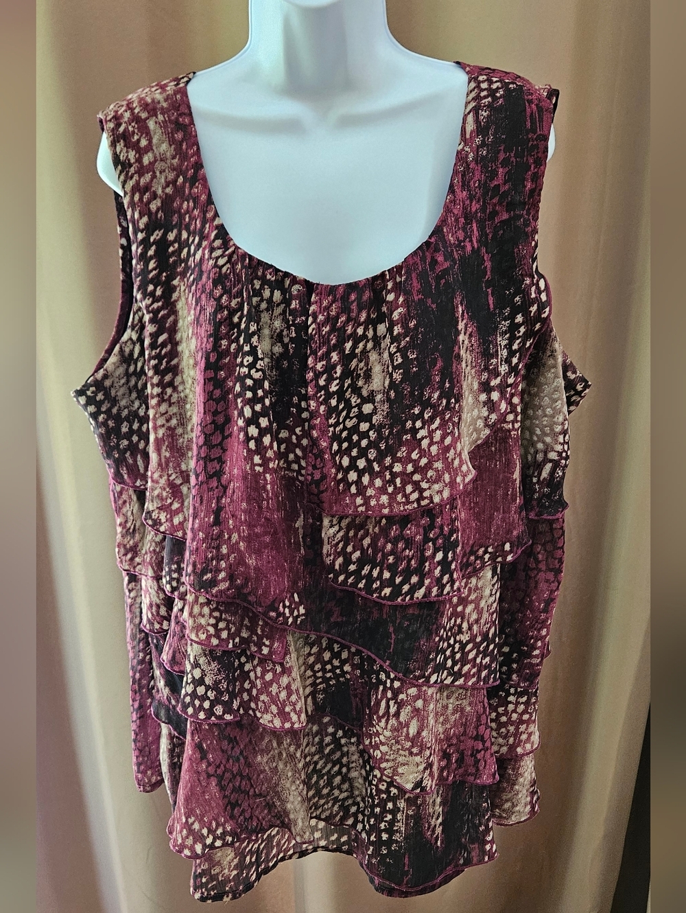 Dressbarn Women's Sleeveless Ruffle Tank Top - Mauve Pattern